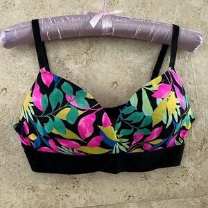 Victoria’s Secret Pink Wear Everywhere Wireless Floral Bra size 32D